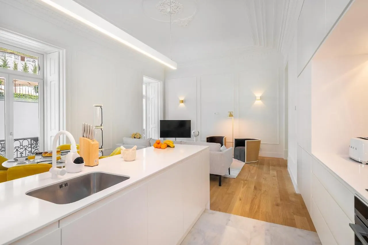 Whome | Av. Da Liberdade Deluxe Apartment W/ S-Pool, Gym & Parking Lissabon Portugal
